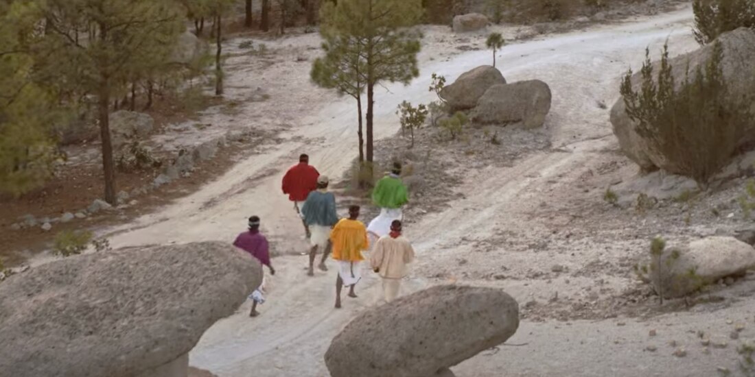 La cinta refleja la resistencia del pueblo rarámuri.