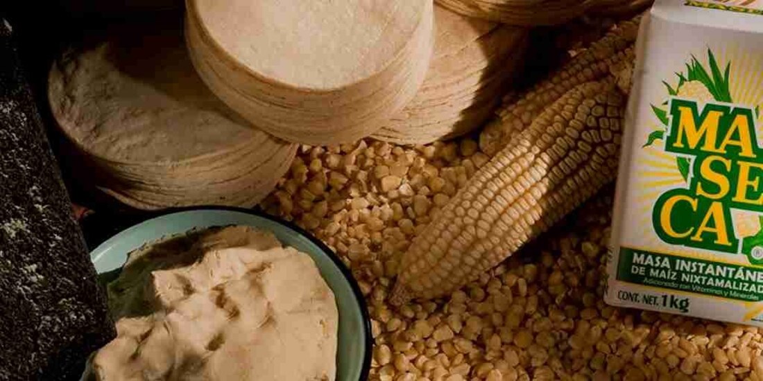 Precio de harina de maíz no aumenta este 2024, anuncia el presidente AMLO.