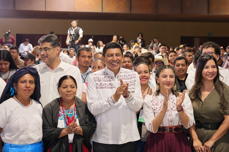 Gobernador Salomón Jara inauguró el Congreso de las Comunidades Indígenas y Afromexicanas de Oaxaca.