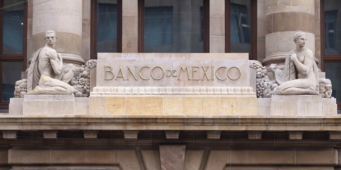 Fachada del Banco de México