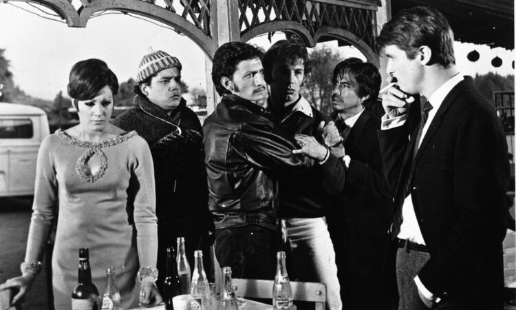 Sergio Jiménez (al centro) en Los Caifanes,1967.