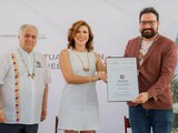 Marina del Pilar entrega a Tecate actualización de nombramiento como Pueblo Mágico.