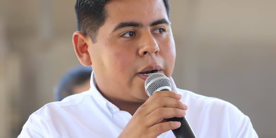 El presidente municipal de Coahuayana, Andrés Aguilar Mendoza