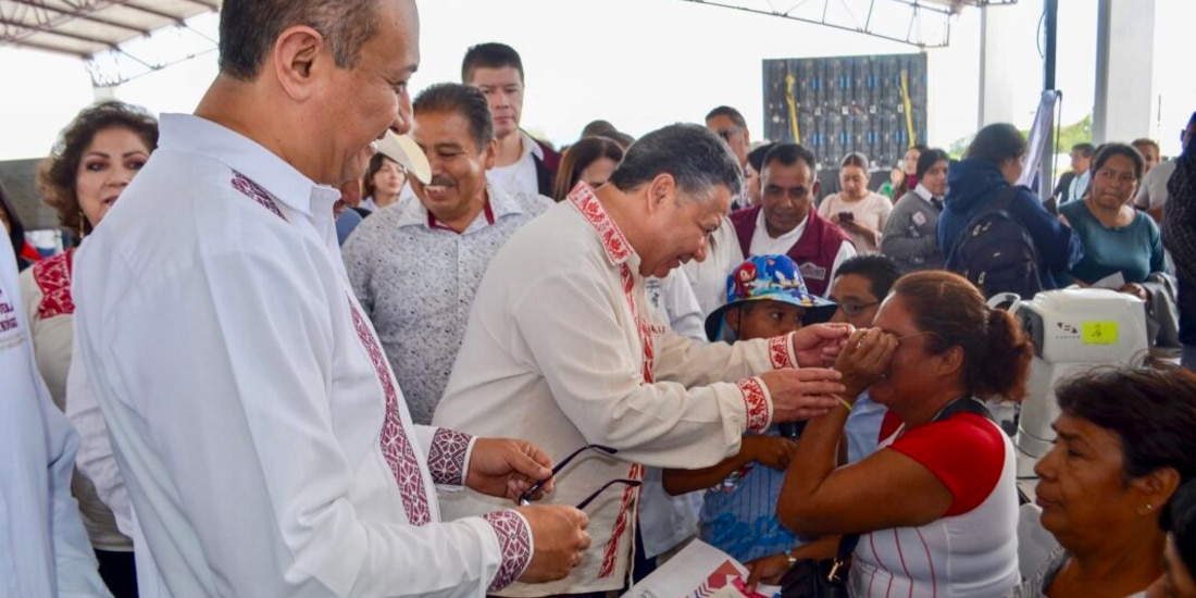 Julio Menchaca benefició a miles de personas a través de programas sociales.