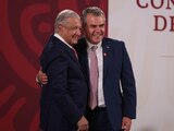 El ejecutivo y el presidente del CCE, ayer.