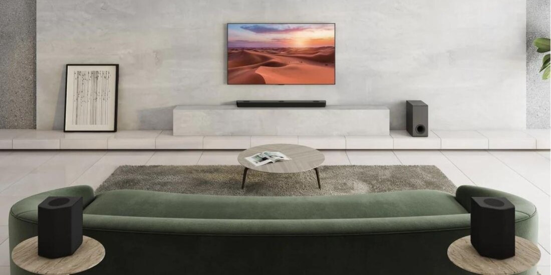 Gracias a la tecnología Triple Sound Technology de LG, que incluye el primer altavoz triple ascendente del mundo, las barras de sonido 2023 ofrecen una reproducción de sonido precisa.