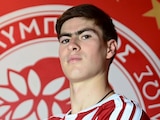 La Hormiga González en su presentación con el Olympiacos