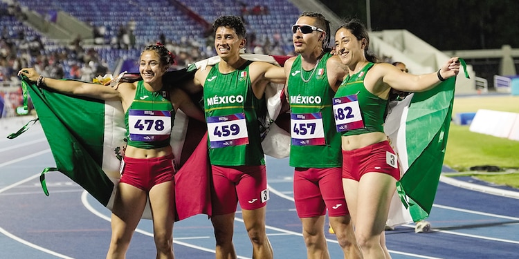 LAS IMÁGENES DEL DÍA │ Eduardo Herrera brilló sobre la pista; Natalia Botello y Máximo Azuelo dominaron en sus combates