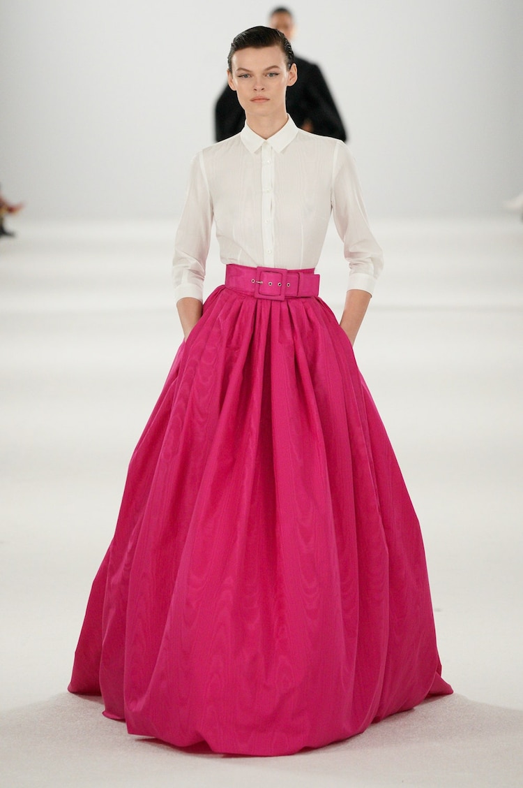 La firma Carolina Herrera optó por la elegancia y el empoderamiento.