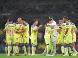 Futbolistas azulcremas celebran la victoria ante el Pachuca la semana pasada.