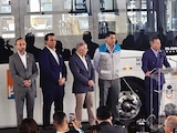 Pablo Lemus, gobernador de Jalisco, ayer, en la entrega de las nuevas unidades.