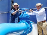 Francisco Reyes, titular de Sapase, supervisó la sustitución del antiguo tanque por la nueva obra con capacidad de más de 5 millones de litros.