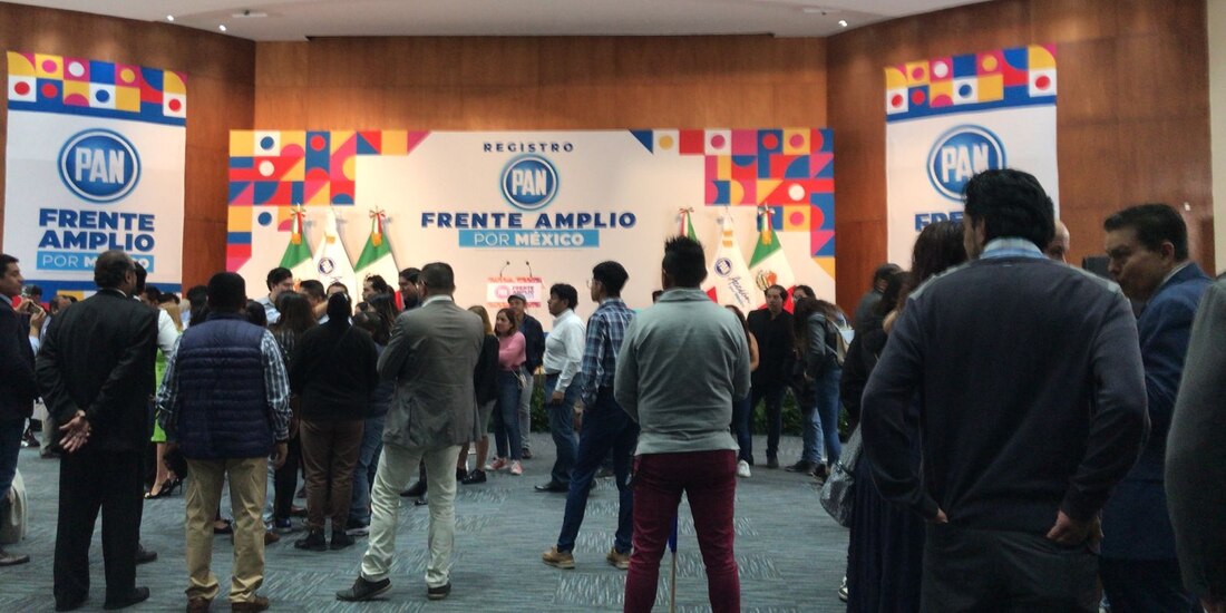 Aspirantes a la candidatura presidencial del PAN se registran este martes.
