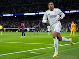 Kylian Mbappé, del Real Madrid, celebra su gol anulado ante el Barcelona en LaLiga.
