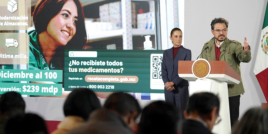 La mandataria federal y el director del instituto, ayer, en conferencia de prensa.