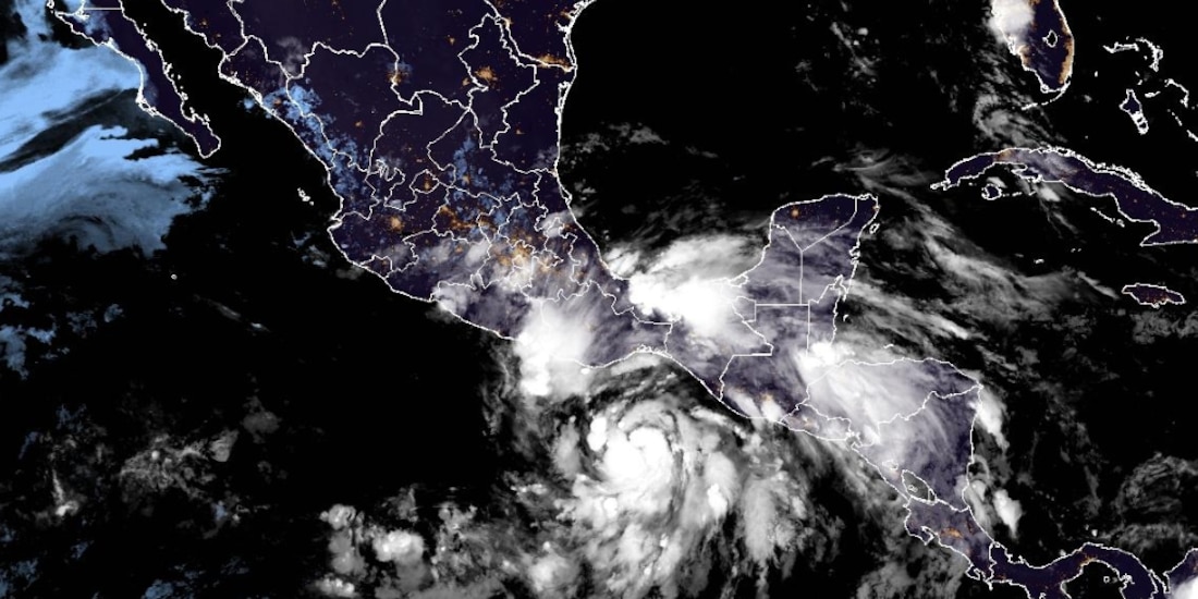 Estiman que "Erick" se fortalezca a huracán en las próximas horas.