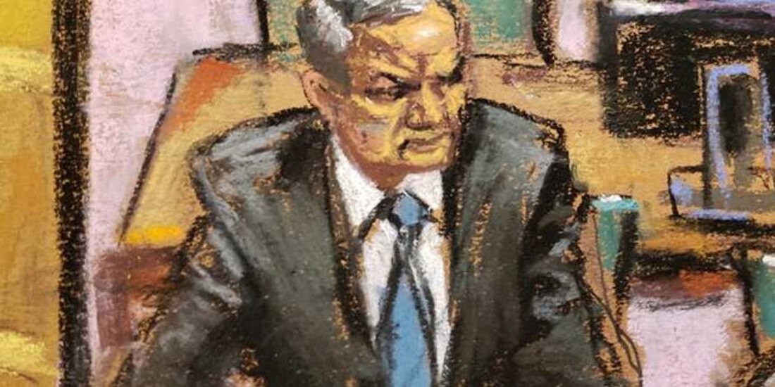 Genaro García Luna, en un boceto que ilustra su proceso.