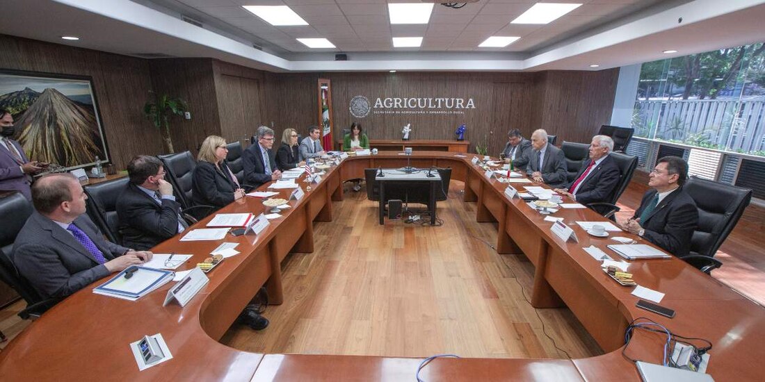 Los funcionarios afirmaron que continuarán construyendo lazos de confianza y certidumbre entre el Senasica y el APHIS-USDA.