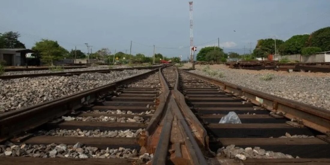 El Senado de la República declaró la constitucionalidad de reformas en transporte ferroviario, áreas y empresas estratégicas.