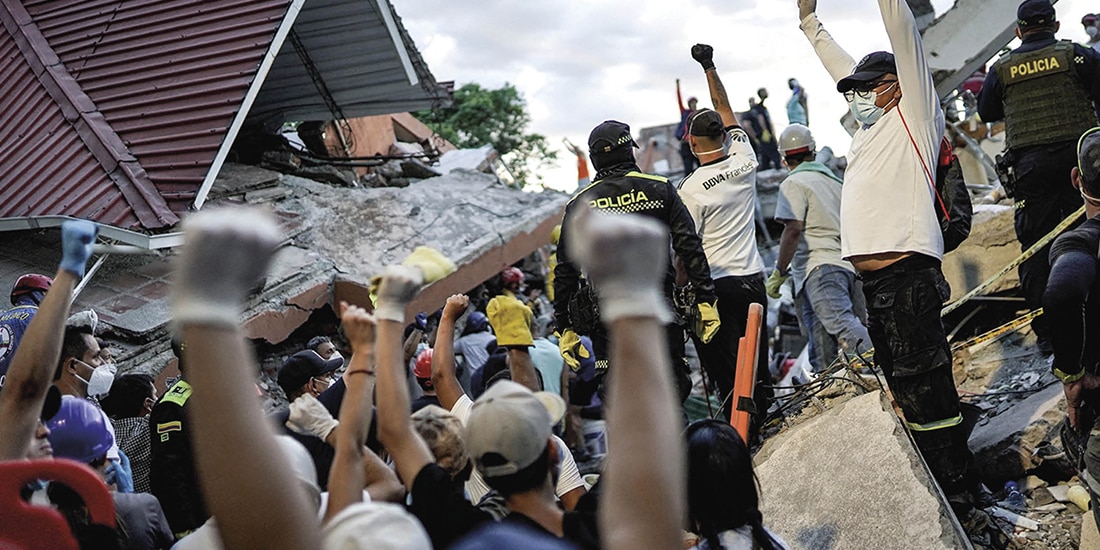 Megasismo en Colombia deja 132 muertos; declaran emergencia