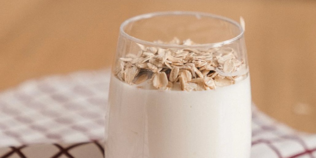 Esto es lo que le pasa a tu cuerpo si tomas licuado de avena diariamente