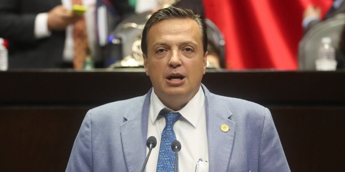 El diputado de Morena, Luis Alegre.