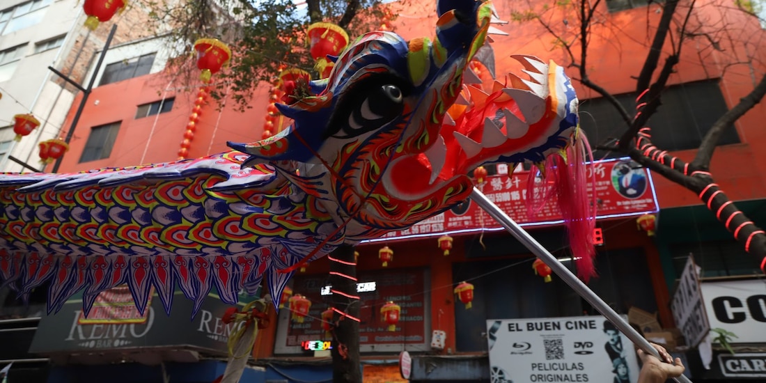 Celebración del Año Nuevo Chino, año del Conejo en el barrio Chino de la Ciudad de México.