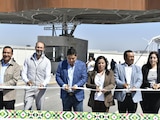 Momento de la inauguración por parte del Gobernador constitucional.