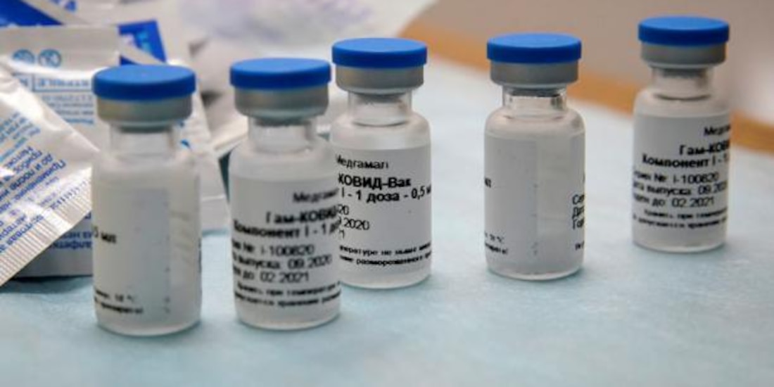 Frascos con la vacuna rusa contra el COVID-19, Sputnik V.