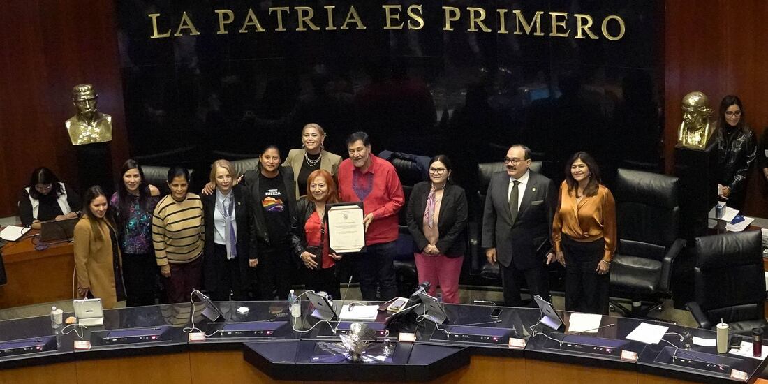 Toma de protesta de Rosario Piedra Ibarra, reelegida como titular de la Comisión Nacional de los Derechos Humanos.