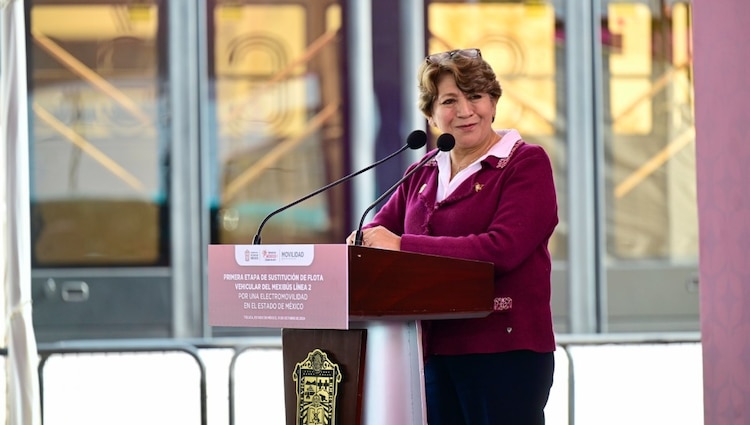 Se sustituyen 15 unidades para usuarios en general y del Servicio Rosa del Mexibús, en el Edomex.