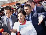 Rosario Robles, ex titular de Sedesol y Sedatu, a su llegada a los juzgados del Reclusorio Sur, para presentarse a la audiencia por las acusaciones por el supuesto desvío de recursos durante su administración.
FOTO: ROGELIO MORALES /CUARTOSCURO.COM