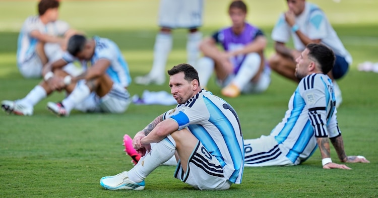 Lionel Messi momentos después de que Argentina perdió ante España la final del Mundial 2026.