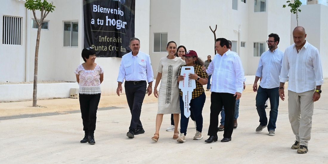 La Presidenta Claudia Sheinbaum durante la entrega de Viviendas para el Bienestar en Yucatán, el 17 de octubre de 2026.