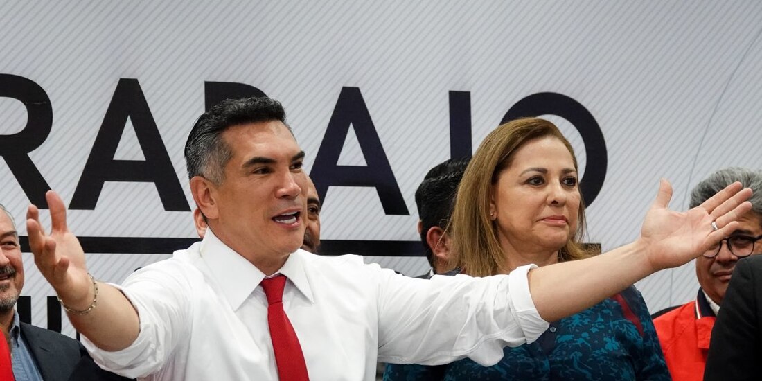 Morena cuestiona a Alejandro Moreno, líder del PRI; piden a la FGR que sea investigado por presuntas operaciones con recursos ilícitos.