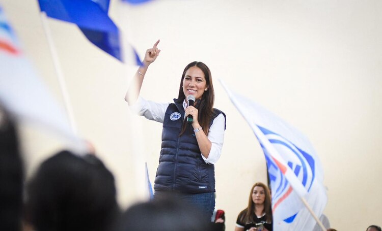 Cuerámaro es parte de un equipo unido que se mueve con el corazón: LIBIA