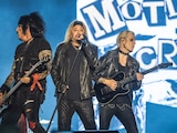 Vince Neil, Nikki Sixx, Tommy Lee y John 5 hicieron vibrar El Foro de la Fenapo.