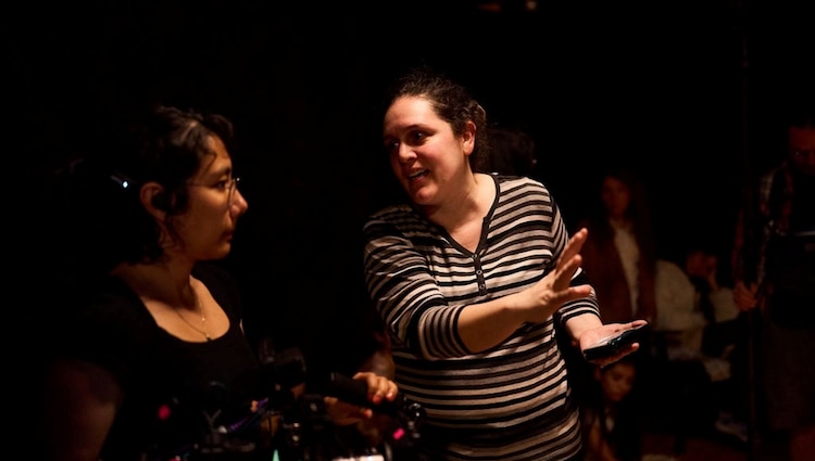 Rossana De León durante el rodaje de Brujas