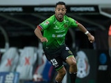Marco Fabián, quien ha tenido dos etapas con Chivas, durante un duelo con FC Juárez en el Torneo Guard1anes 2021.