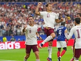 Mikel Oyarzabal celebra su gol ante Francia.
