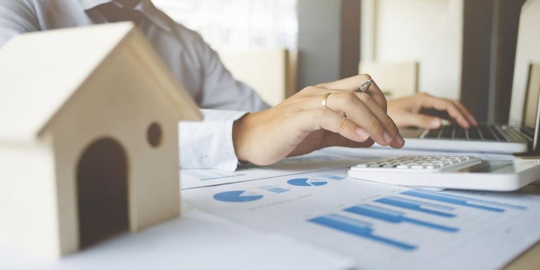 Comprende cómo funciona el mercado inmobiliario para hacer mejores inversiones.