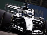 El Cadillac de Checo Pérez en la clasificación para el Sprint del Gran Premio de Singapur de la F1 2026.