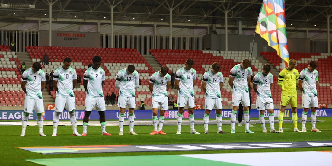 La Selección de Irlanda agachó la cabeza durante el himno nacional de Israel.