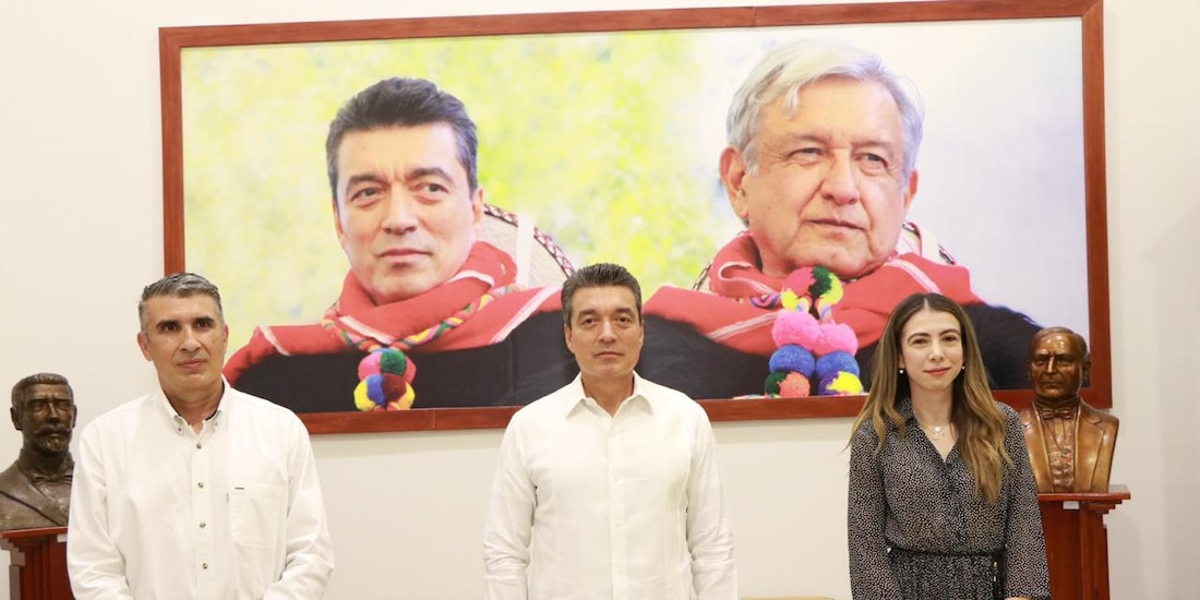 Al centro, el gobernador Rutilio Escandón