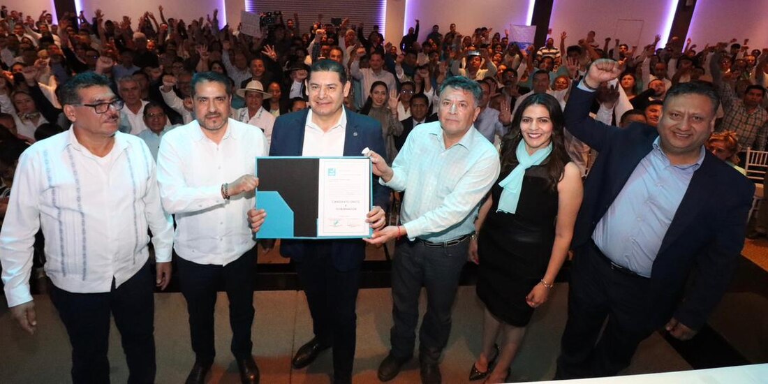 El morenista Alejandro Armenta.