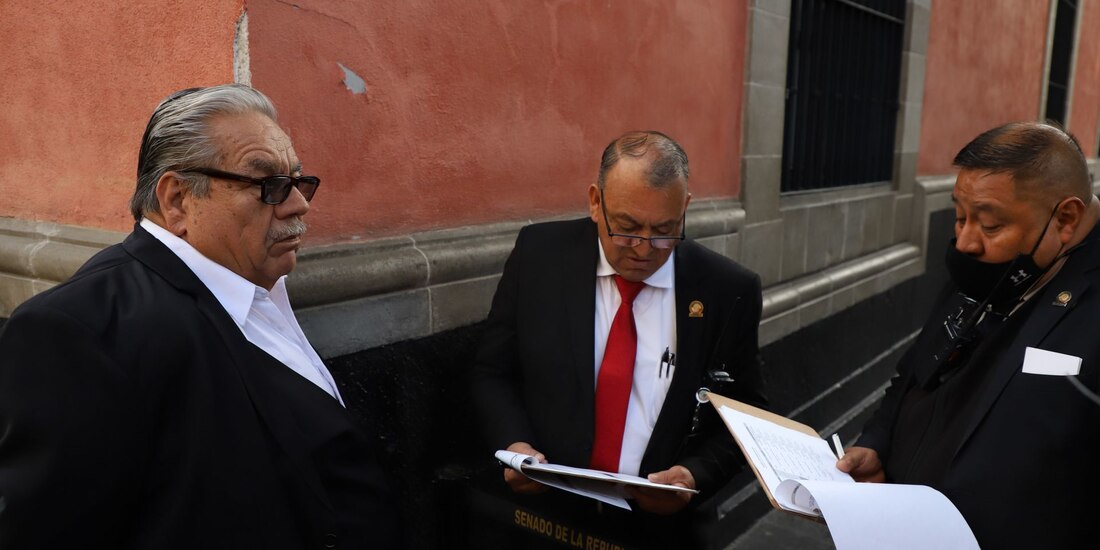 Trinidad Ayala, candidato a ministro de la SCJN, previo a su entrevista con el Comité de Evaluación del Poder Judicial.