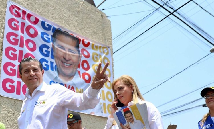 Las propuestas negativas están en otro lado y están destinadas al fracaso porque, para ocurrencias, cualquiera que no sepa de administración, comentó.