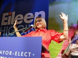 Demócrata Eileen Higgins gana alcaldía de Miami y termina con hegemonía republicana de 30 años.
