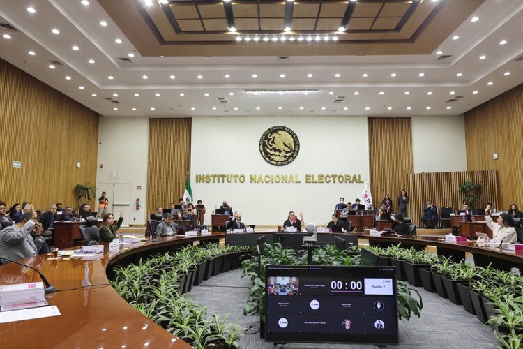 Reafirmó el compromiso del instituto con la promoción del voto y destacó que se trabaja para instalar la totalidad de las casillas.