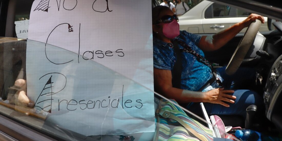 Maestros protestan en Yucatán contra el regreso a clases, el 6 de septiembre.